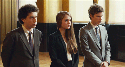 La-Creme-de-la-Creme---Thomas-Blumenthal--Alice-Isaaz-et-.gif