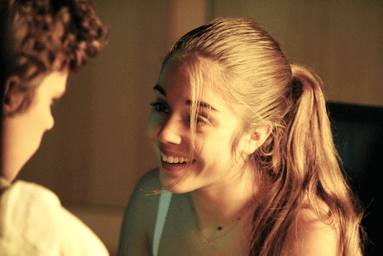 La-creme-de-la-creme---Alice-Isaaz.gif