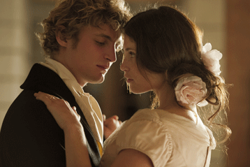 Niels-Schneider---Gemma-Arterton---Gemma-Bovery.gif