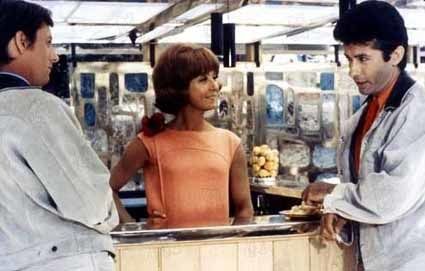 Les-Demoiselles-de-Rochefort---Danielle-Darrieux-.jpg