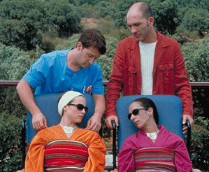 Hable-con-ella----Javier-Camara---Leonor-Watling--Dario-G.gif