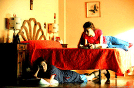 Carmen-Maura-et-Yohana-Cobo---Volver.gif