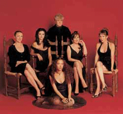 Volver---Pedro-Almodovar.gif