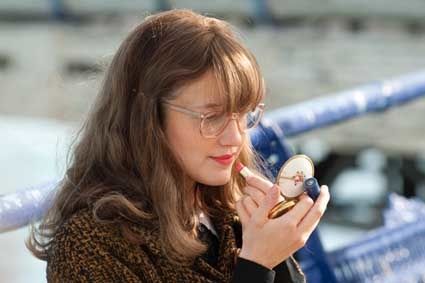 Andrea-Riseborough.jpg