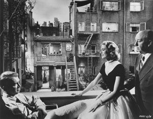 Rear-Window---James-Stawart--Grace-Kelly-et-Alfred-Hitchock.jpg