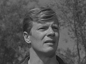 La-nuit-du-chasseur---Peter-Graves.jpg