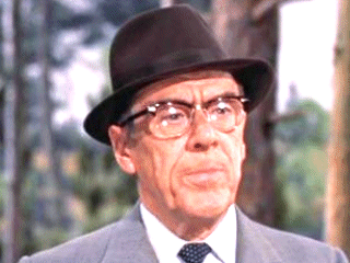 North-by-Northwest-Leo-G.-Carroll.gif