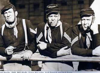 Le-Massacre-de-Fort-Apache---Victor-McLaglen--Jack-Pennick-.jpg