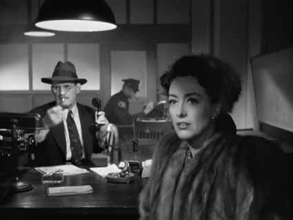 Le-Roman-de-Mildred-Pierce---Joan-Crawford.jpg
