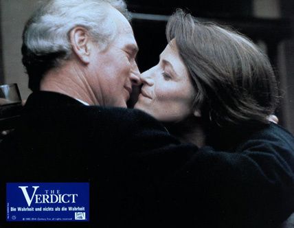 Le-Verdict---Paul-Newman-et-Charlotte-Rampling.jpg