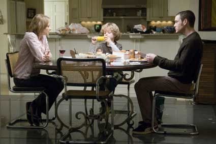 Jodie-Foster--Riley-Thomas-Stewart-et-Anton-Yelchi-copie-1.jpg