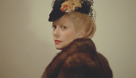 Le-dernier-metro---Catherine-Deneuve.png