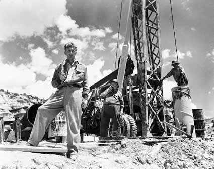 Le-Gouffre-aux-chimeres---Kirk-Douglas-copie-2.jpg