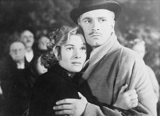 Rebecca---Laurence-Olivier-et--Joan-Fontaine.jpg