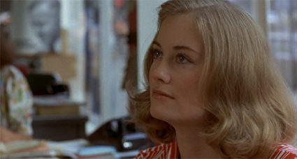 Taxi-Driver---Cybill-Shepherd.png