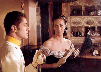 Alida-Valli---Farley-Granger.gif