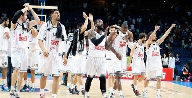 real-madrid-celebrates-eb14