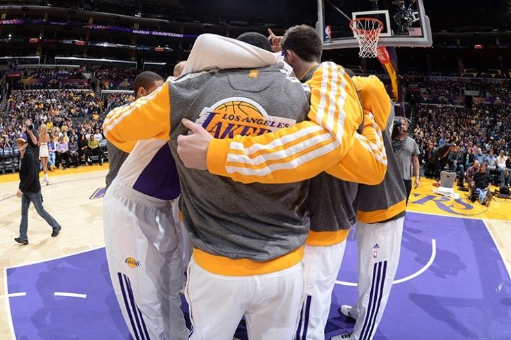 LAKERS.jpg