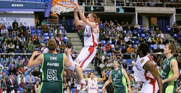 matt-lojeski-olympiacos-piraeus-eb13.jpg