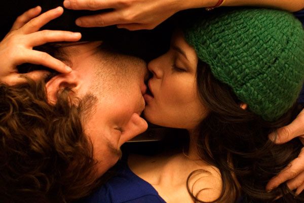 Jude Law et Norah Jones. Mars Distribution