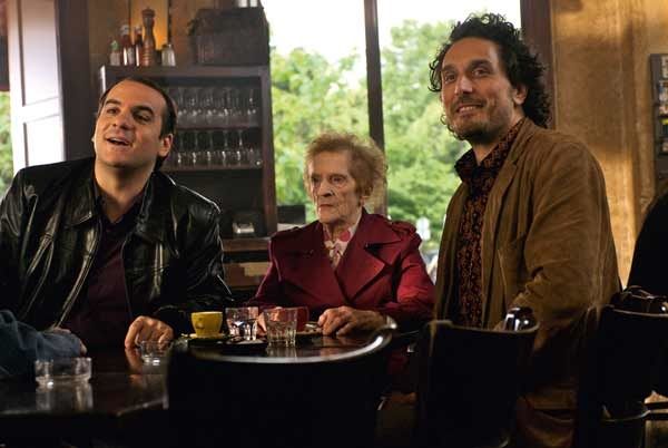 François-Xavier Demaison, Renée Le Calm et Vincent Elbaz. Mars Distribution