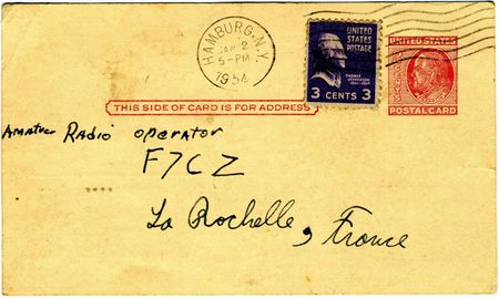 1 Verso de la carte QSL de SWL-W2 (USA), avec un timbre Source Radio