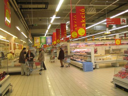 1 Auchan super market in Budapest, Hungary | Source | Author Tanár | 
