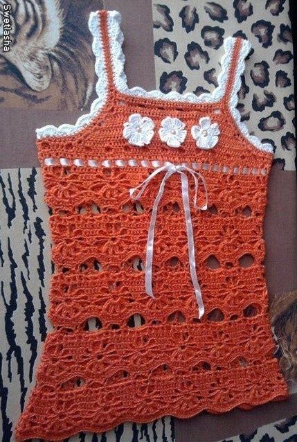 robe orange,