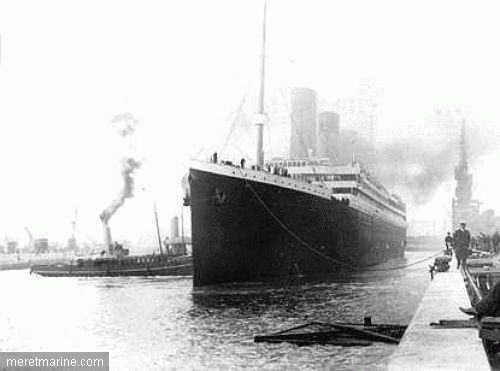 Le-Titanic-le-plus-grand-paquebot-du-monde-en-1912.jpg